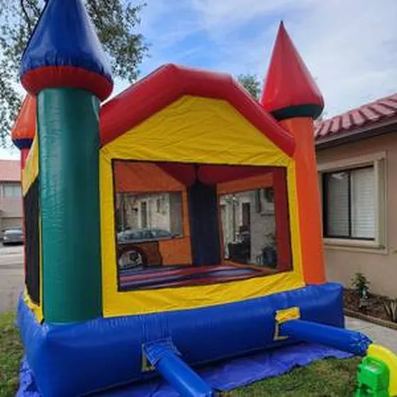 Bounce house 13 × 13